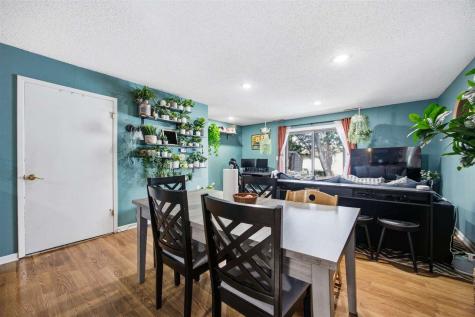 410 Hawaii Court Iowa City IA 52246
