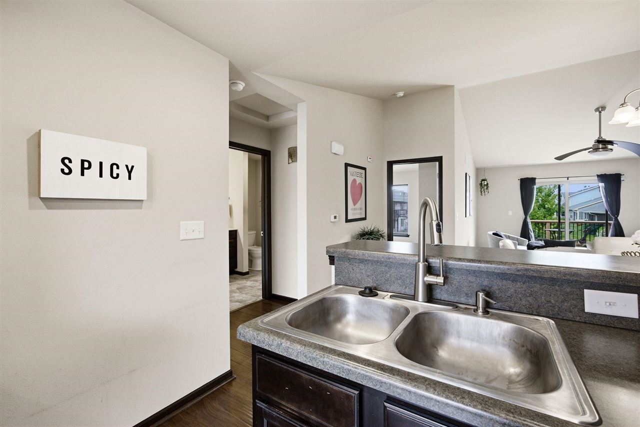 306 Piper Lane Solon IA 52333