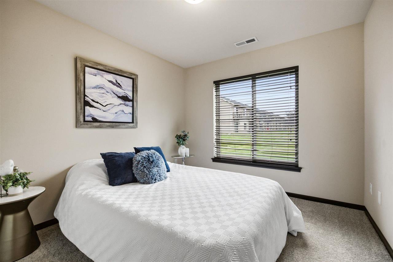 306 Piper Lane Solon IA 52333