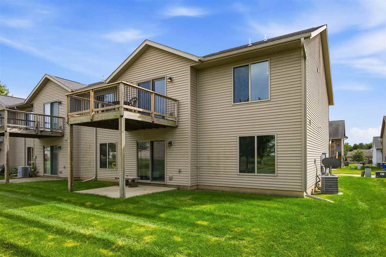 306 Piper Lane Solon IA 52333