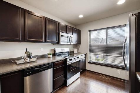 306 Piper Lane Solon IA 52333