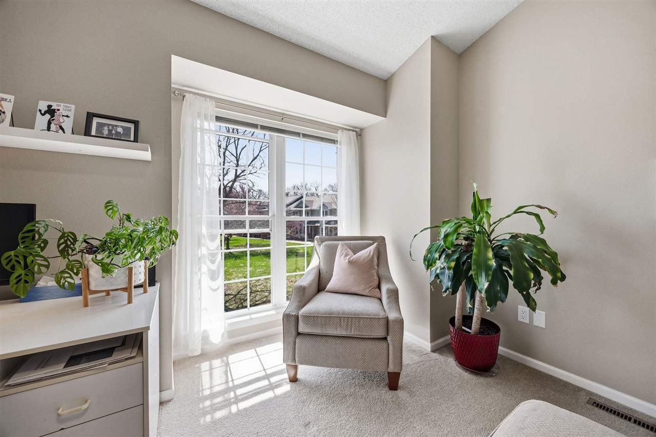 618 Westside Drive Iowa City IA 52246