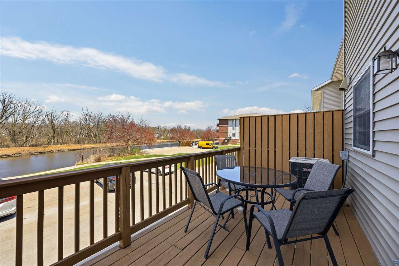 618 Westside Drive Iowa City IA 52246