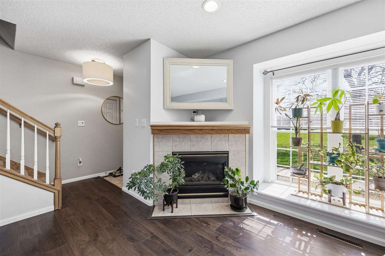618 Westside Drive Iowa City IA 52246