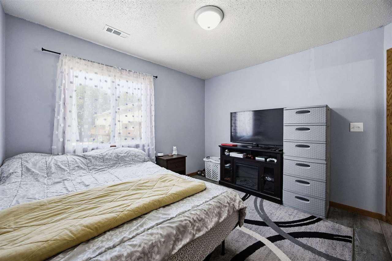 405 W Zeller Street North Liberty IA 52317