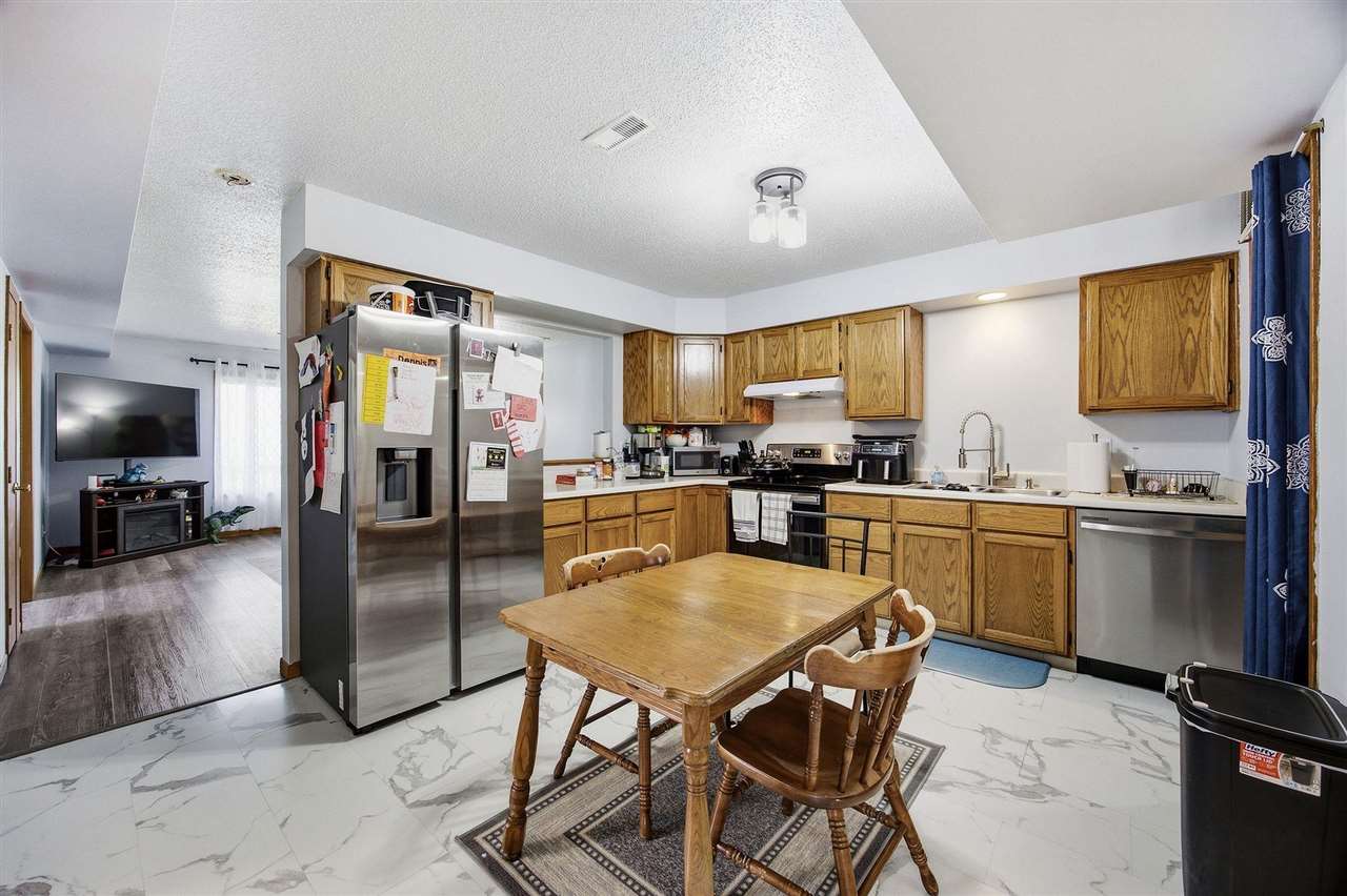 405 W Zeller Street North Liberty IA 52317