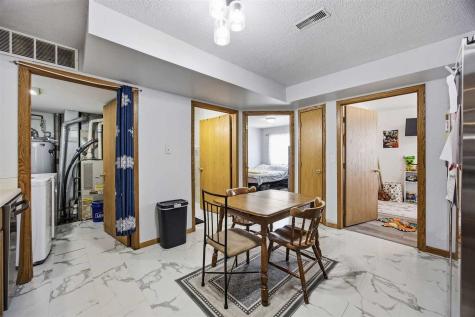 405 W Zeller Street North Liberty IA 52317
