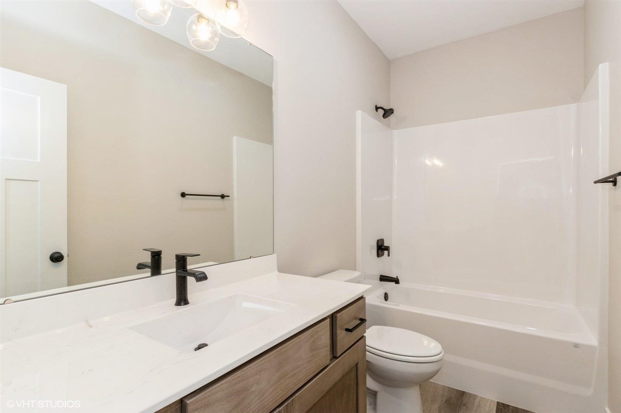 242 N Madison Avenue North Liberty IA 52317