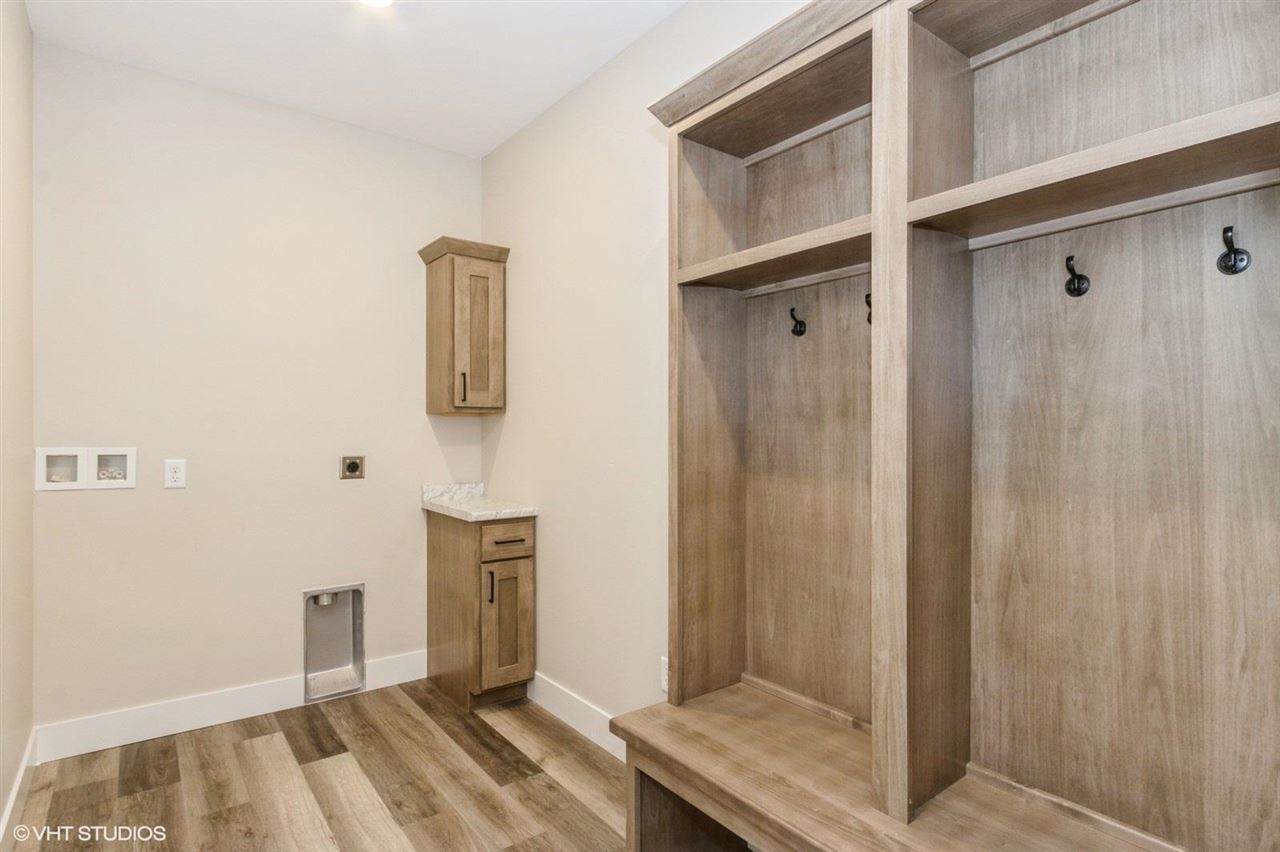 242 N Madison Avenue North Liberty IA 52317