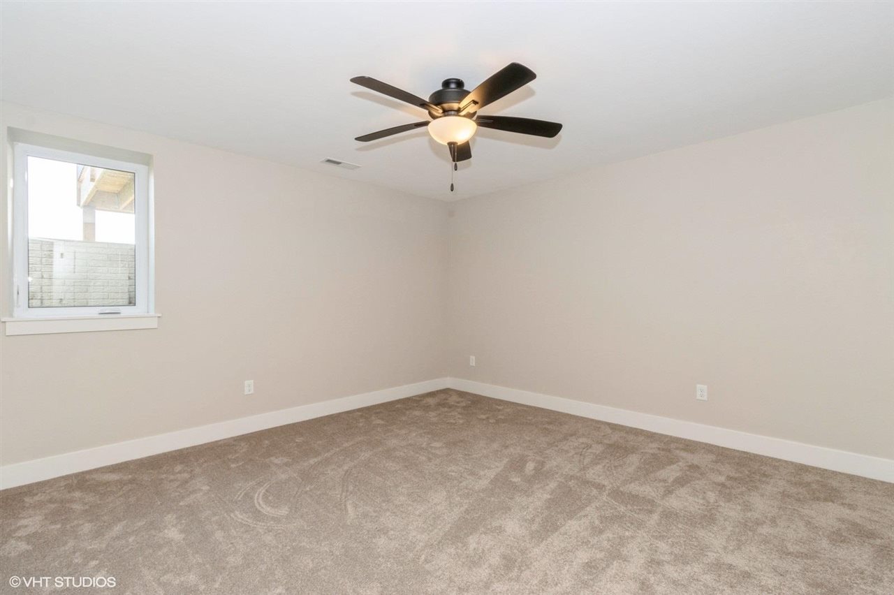 242 N Madison Avenue North Liberty IA 52317