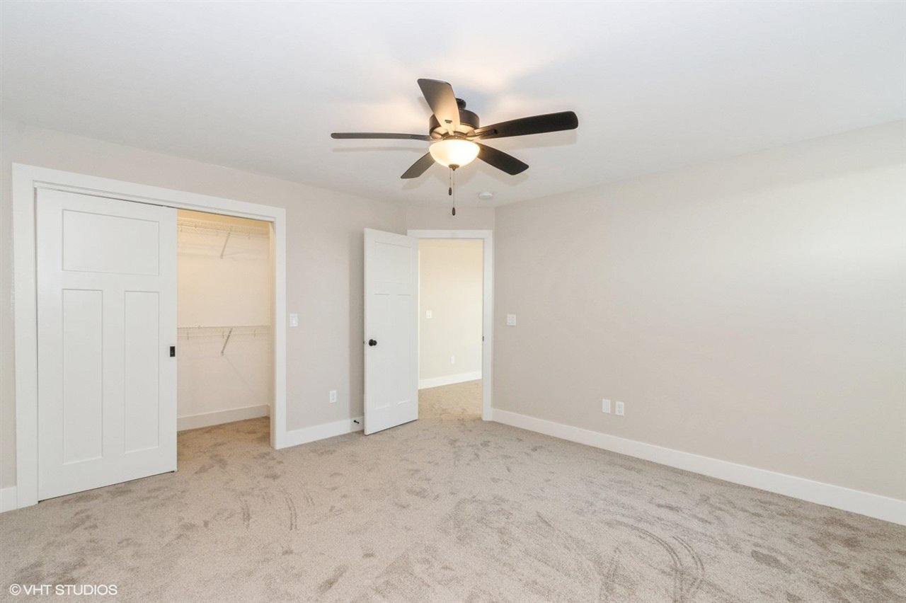 242 N Madison Avenue North Liberty IA 52317