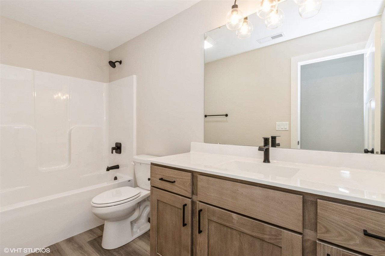 242 N Madison Avenue North Liberty IA 52317