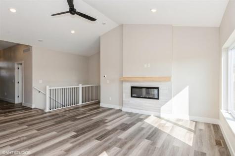 242 N Madison Avenue North Liberty IA 52317