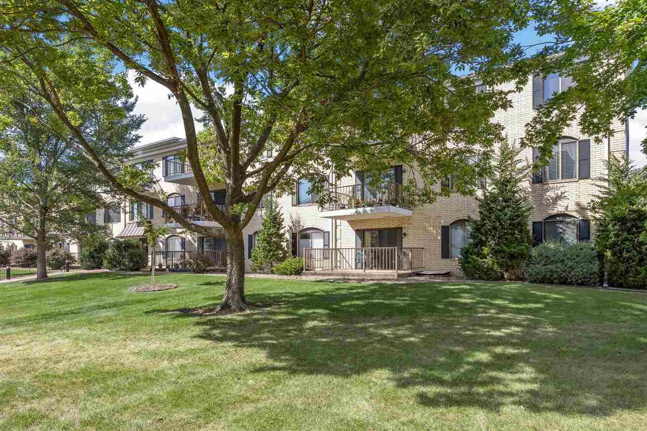 2135 1st Avenue SE Cedar Rapids IA 52403
