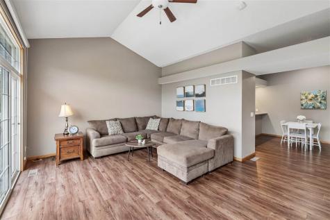 1506 Ranier Drive Iowa City IA 52246