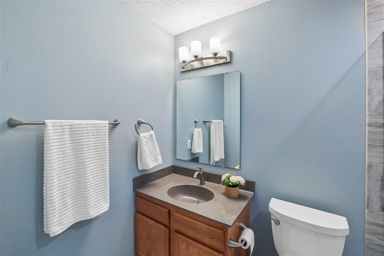 1506 Ranier Drive Iowa City IA 52246