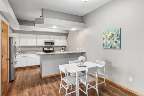1506 Ranier Drive Iowa City IA 52246
