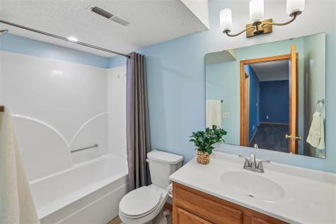 1506 Ranier Drive Iowa City IA 52246
