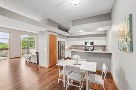 1506 Ranier Drive Iowa City IA 52246