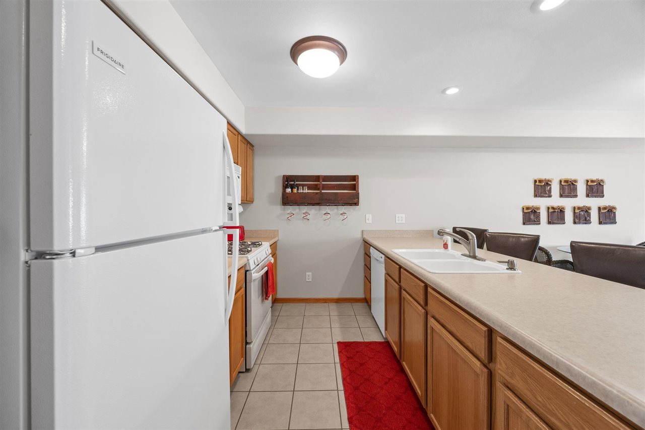 275 Camden Road Iowa City IA 52245