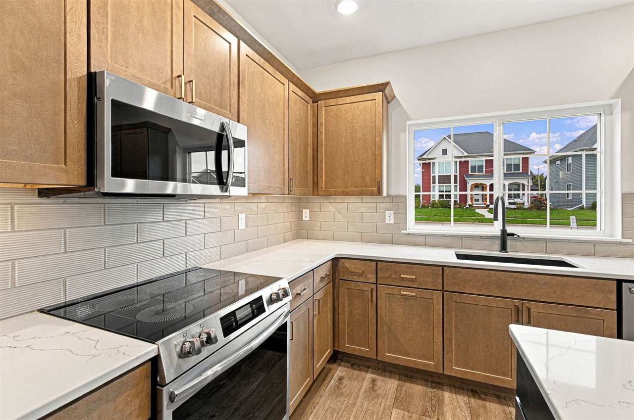 787 Charismatic Lane Iowa City IA 52240