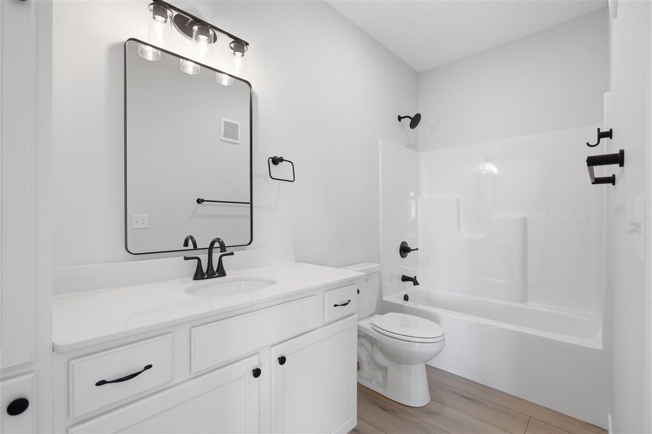 4428 Deer Creek Road Iowa City IA 52246