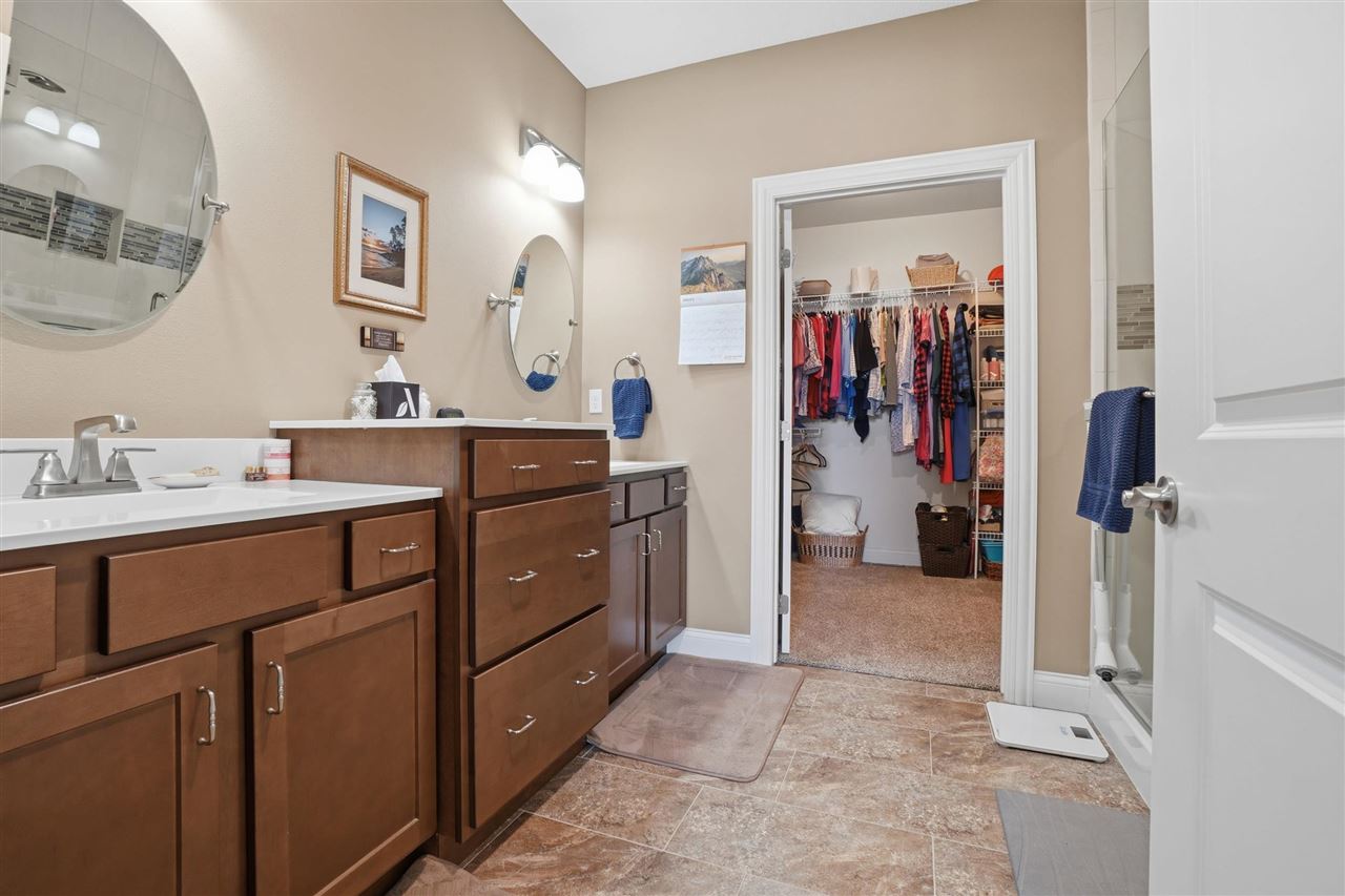 340 Cemar Court Marion IA 52302
