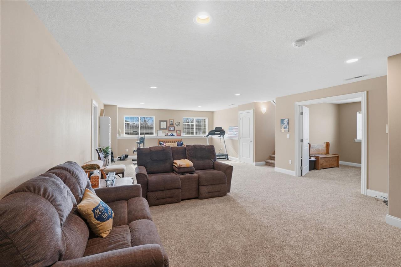 340 Cemar Court Marion IA 52302