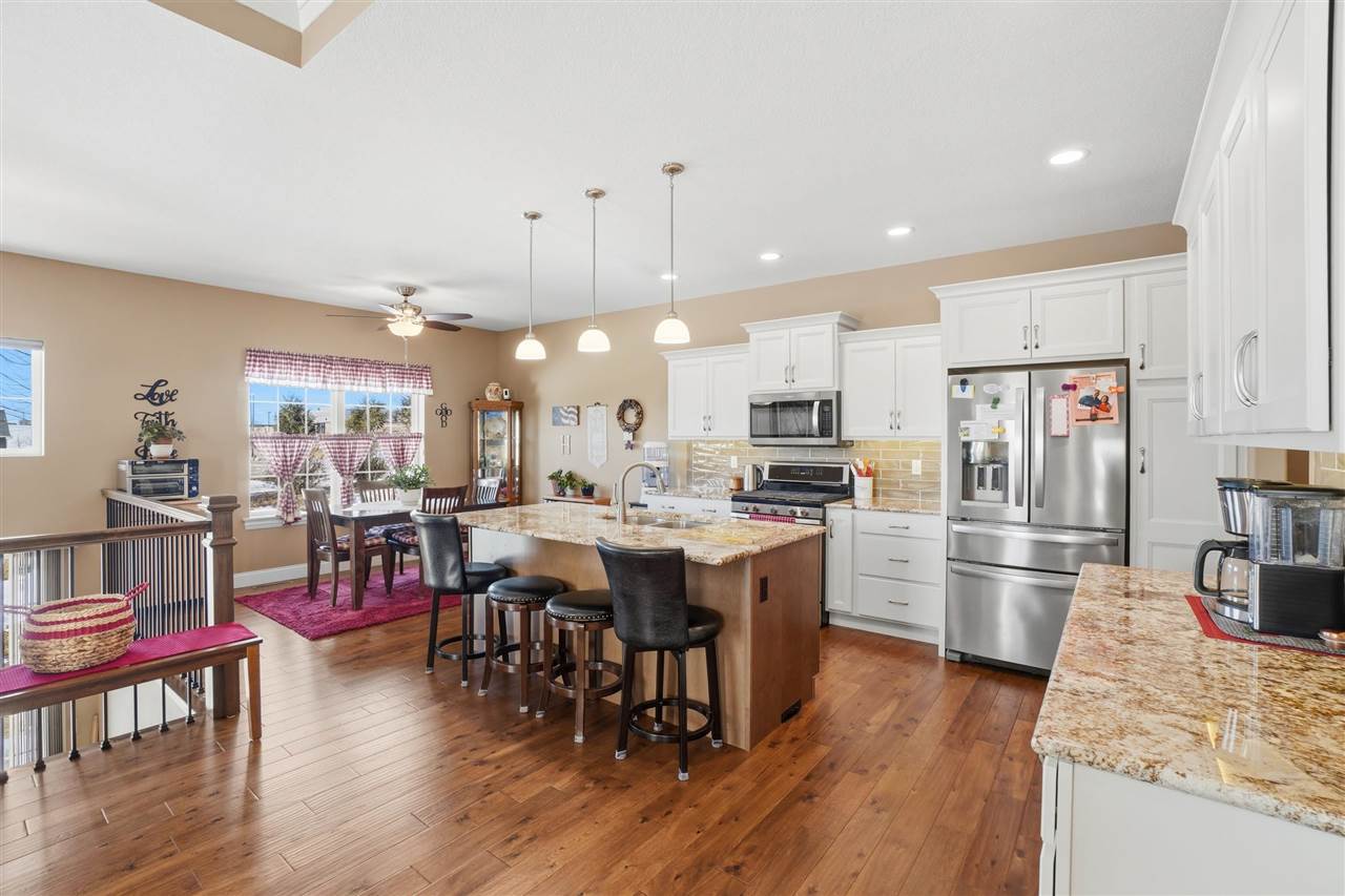 340 Cemar Court Marion IA 52302