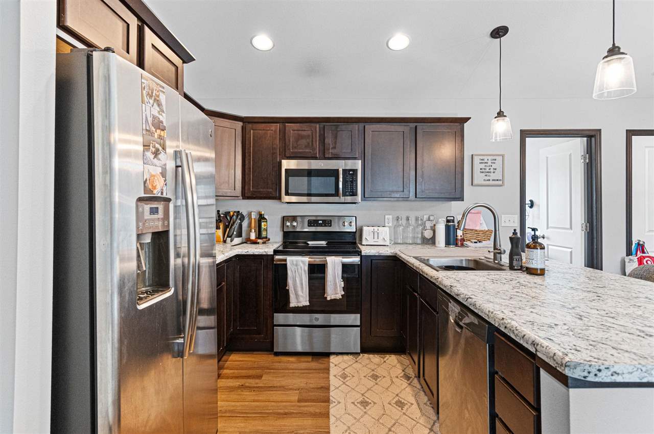 347 Cypress Court Solon IA 52333