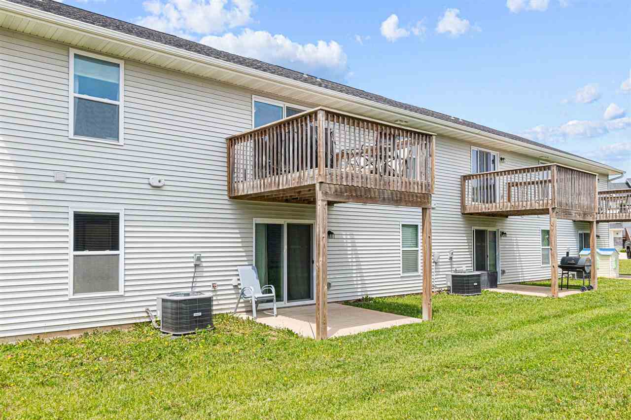 347 Cypress Court Solon IA 52333
