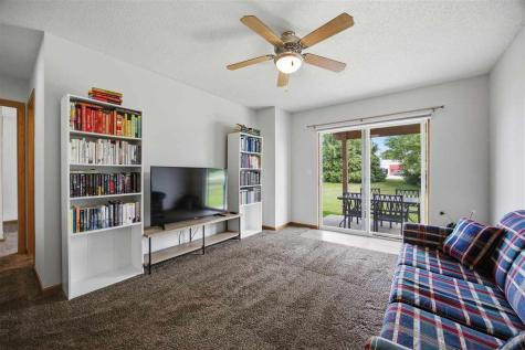 1410 Gentry Lane North Liberty IA 52317