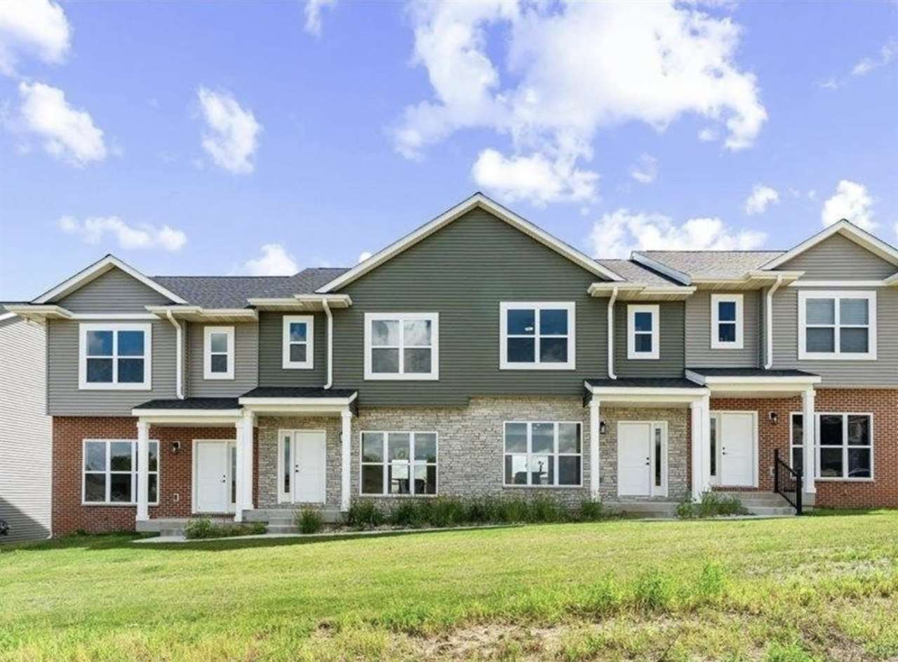 316 Sycamore Drive West Branch IA 52358