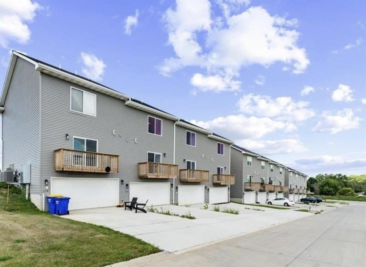 316 Sycamore Drive West Branch IA 52358