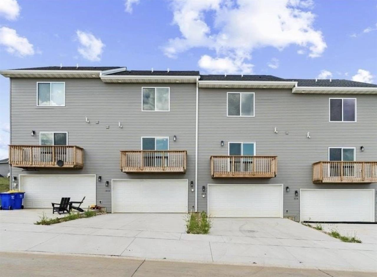 316 Sycamore Drive West Branch IA 52358