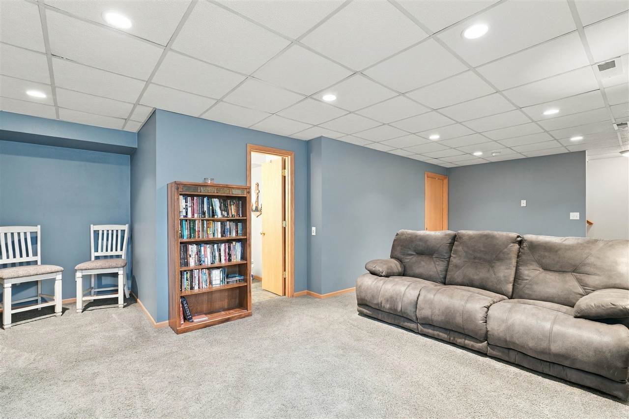 548 Sicily Court North Liberty IA 52317