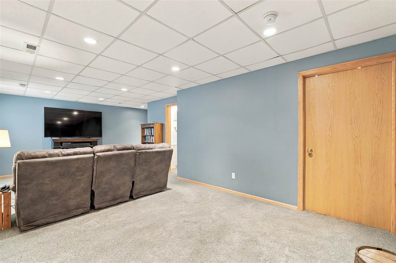 548 Sicily Court North Liberty IA 52317