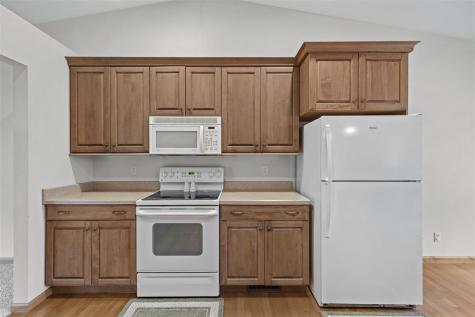 664 J Avenue NE Cedar Rapids IA 52402