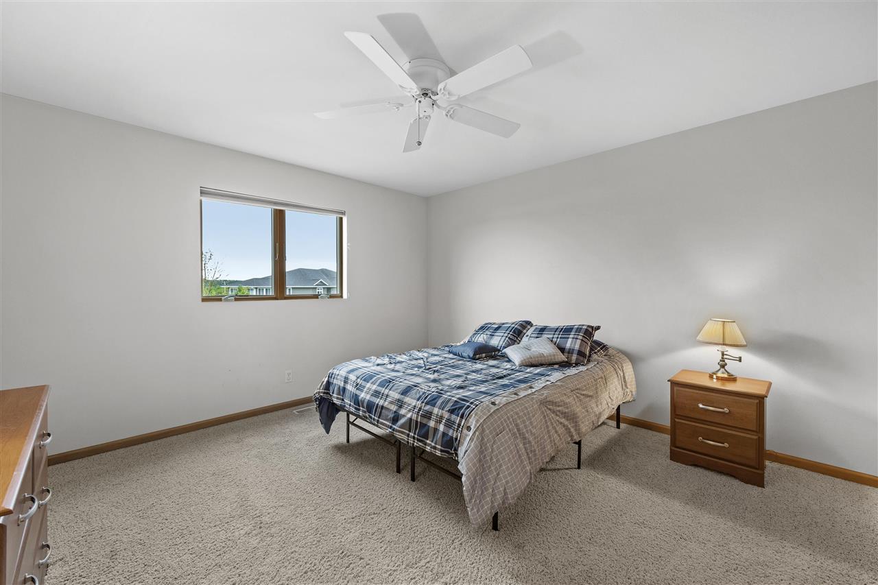 664 J Avenue NE Cedar Rapids IA 52402