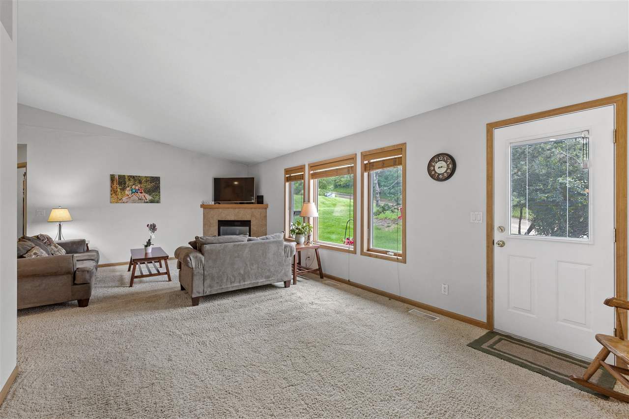 664 J Avenue NE Cedar Rapids IA 52402