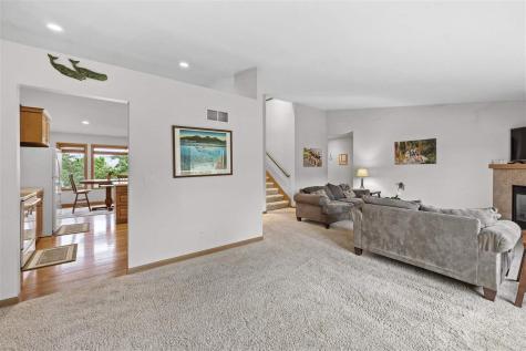 664 J Avenue NE Cedar Rapids IA 52402