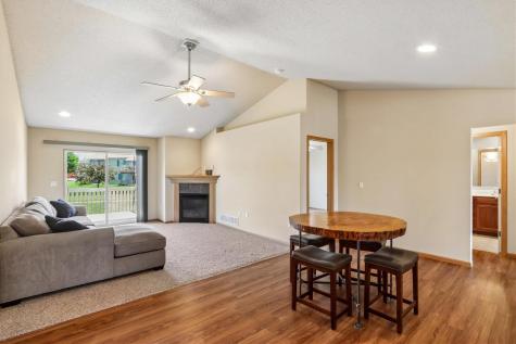 1873 Goose Lake Circle North Liberty IA 52317