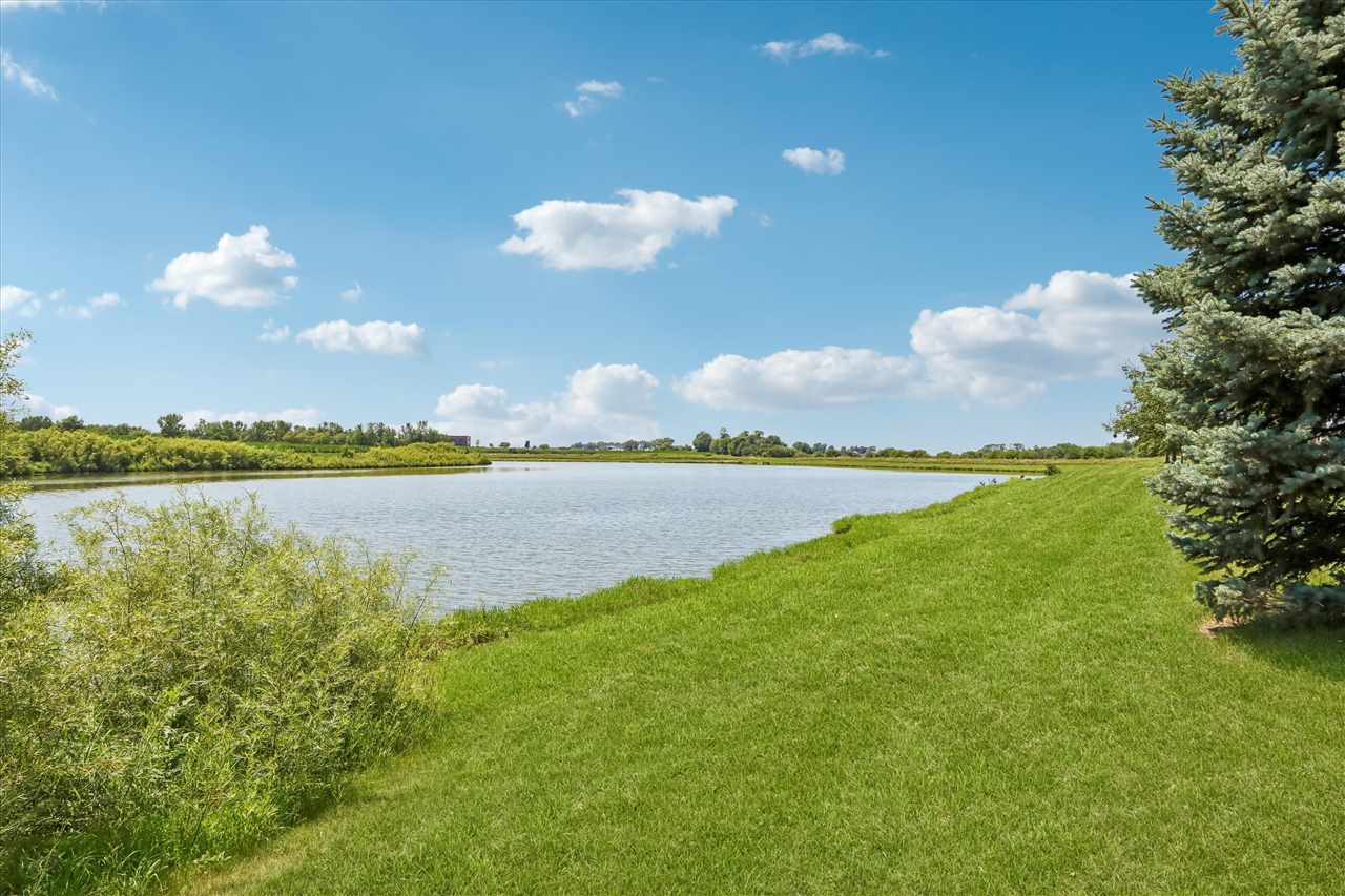 1873 Goose Lake Circle North Liberty IA 52317