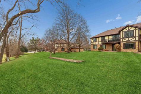 1512 1st Avenue Coralville IA 52241