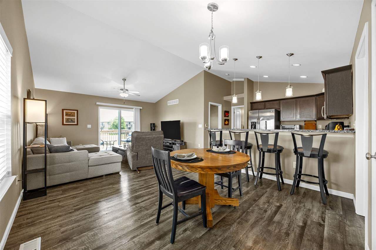 380 Tanglewood Drive Solon IA 52333