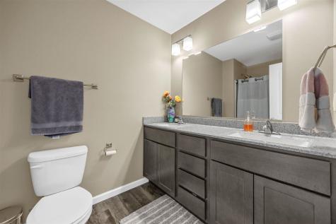 380 Tanglewood Drive Solon IA 52333