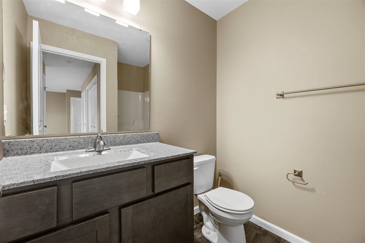 380 Tanglewood Drive Solon IA 52333