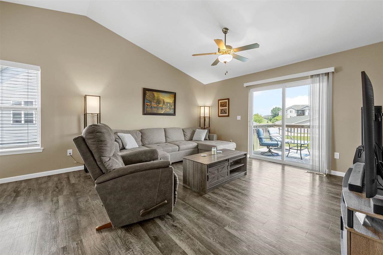380 Tanglewood Drive Solon IA 52333