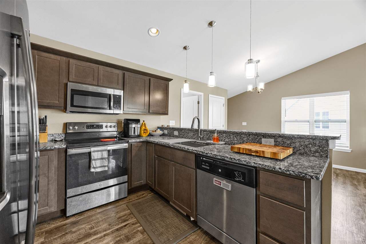 380 Tanglewood Drive Solon IA 52333
