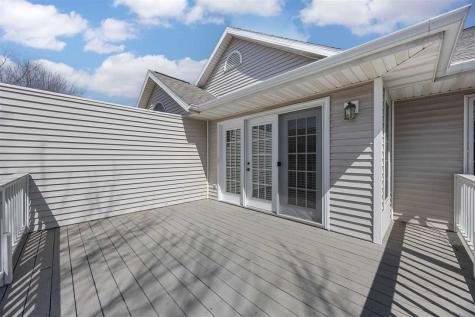 15 Camborne Circle Iowa City IA 52245